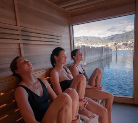 Shelter Floating Sauna